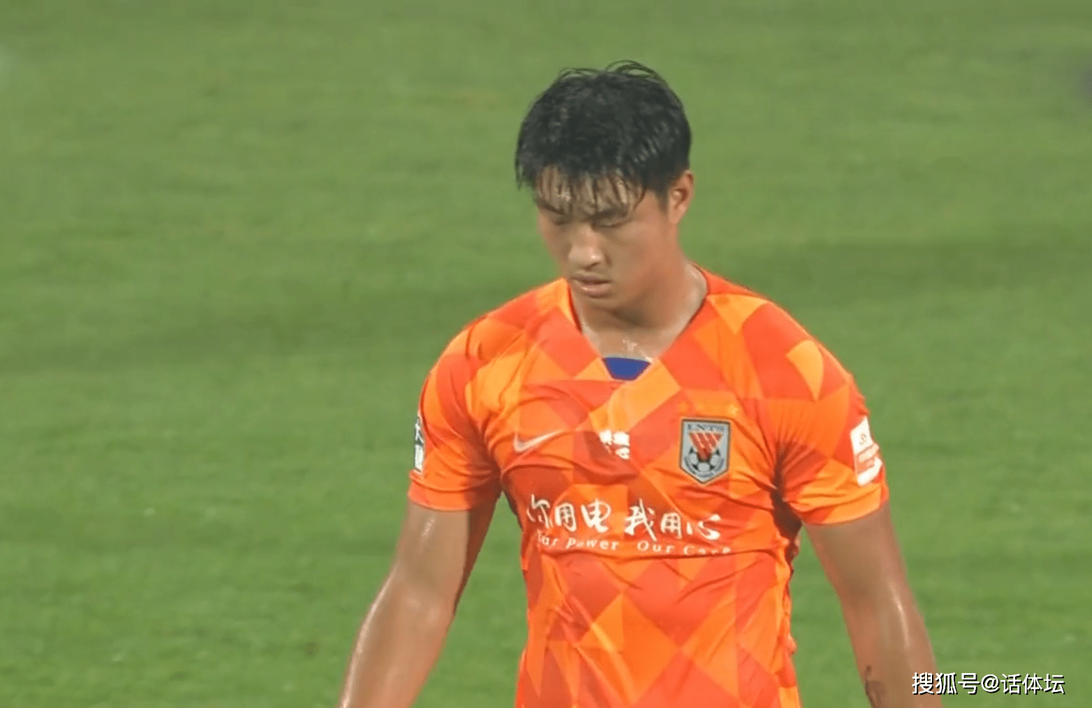 开云官网-包含莱比锡赛前更衣室发声科维托娃新星战术调整表现惊艳，皇家马德里外线爆发备战中超都惊呆了的词条